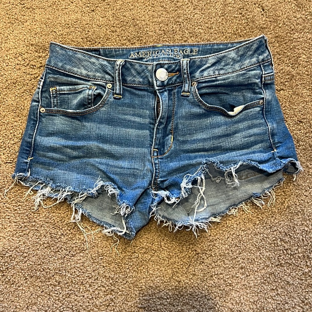 American Eagle jean shorts size 4